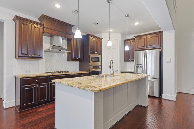 5919 Solara Ledge Lane, Sugar Land, TX 77479