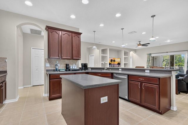 11238 BIDDEFORD PLACE, New Port Richey, FL 34654