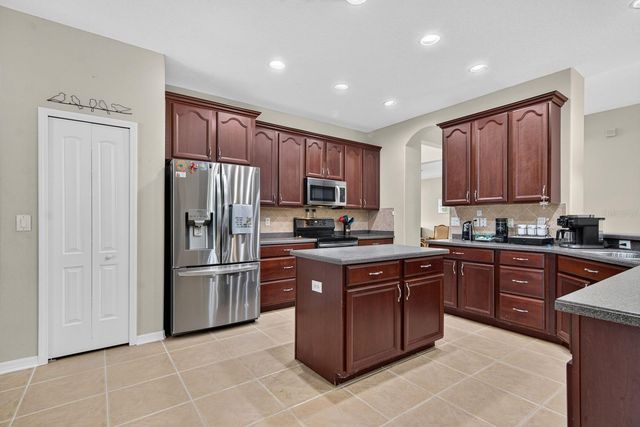 11238 BIDDEFORD PLACE, New Port Richey, FL 34654