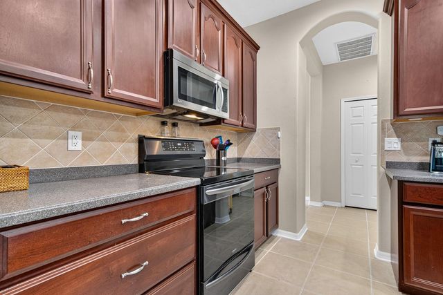 11238 BIDDEFORD PLACE, New Port Richey, FL 34654