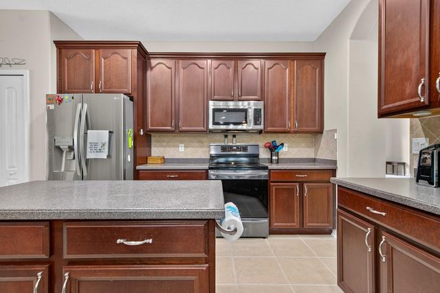 11238 BIDDEFORD PLACE, New Port Richey, FL 34654