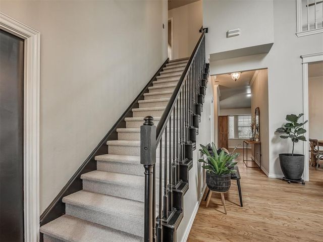 209 Olde Brook Court, Norman, OK 73072