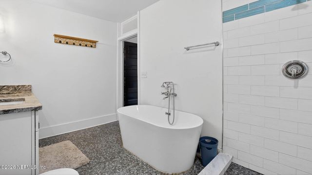 940 MURRAY Drive, Jacksonville, FL 32205