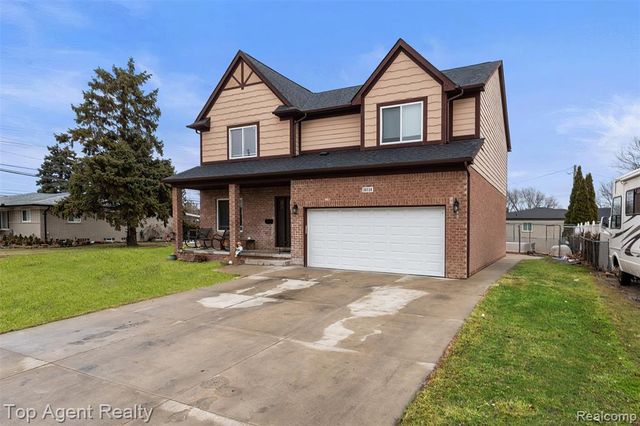 36738 Vine Drive, Sterling Heights, MI 48312