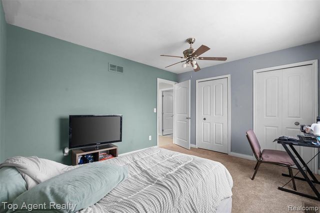 36738 Vine Drive, Sterling Heights, MI 48312