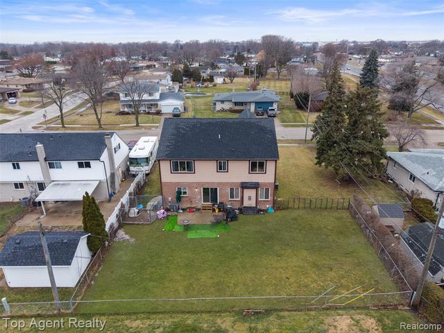 36738 Vine Drive, Sterling Heights, MI 48312