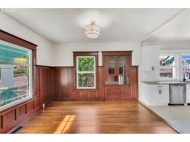 316 Se 31ST Ave, Portland, OR 97214