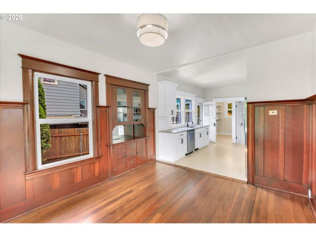 316 Se 31ST Ave, Portland, OR 97214