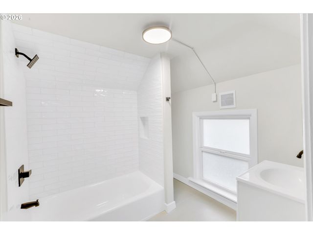 316 Se 31ST Ave, Portland, OR 97214