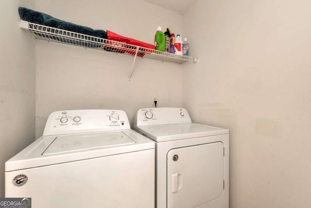 317 Tap Root Lane, College Park, GA 30349