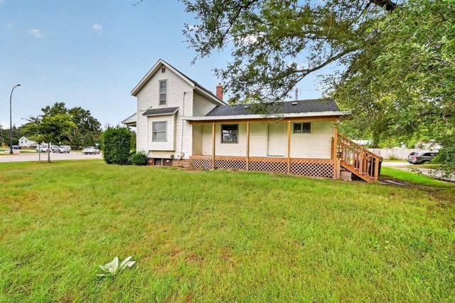 1644 Logan Avenue, Waterloo, IA 50703