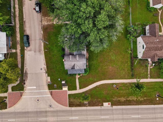 1644 Logan Avenue, Waterloo, IA 50703