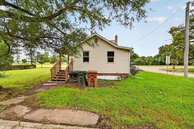 1644 Logan Avenue, Waterloo, IA 50703