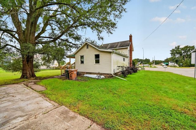 1644 Logan Avenue, Waterloo, IA 50703