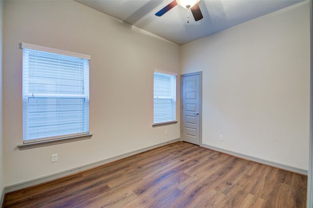 5941 Kansas Street, Houston, TX 77007
