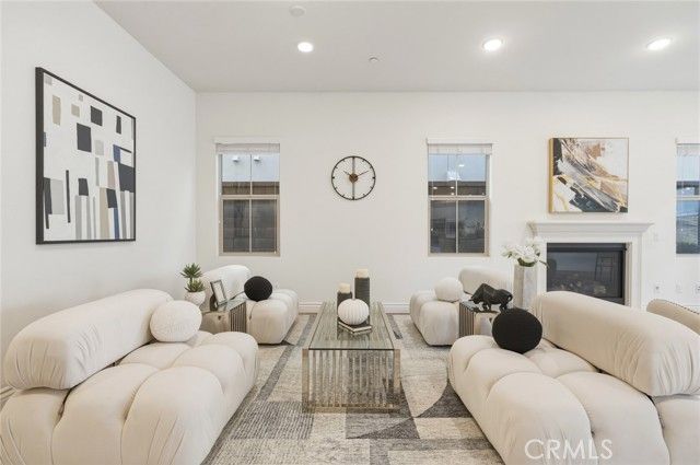 218 Geyser, Irvine, CA 92618