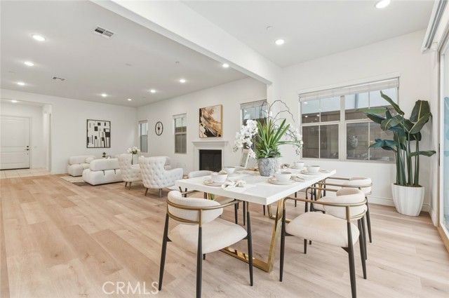 218 Geyser, Irvine, CA 92618