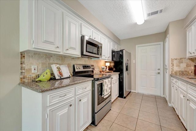 16226 Mill Point Drive, Houston, TX 77059