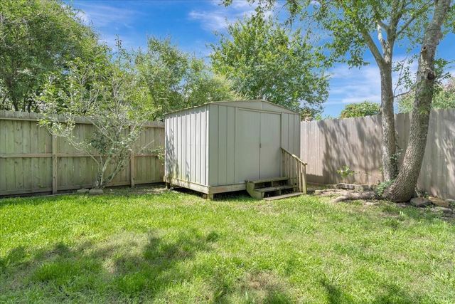 16226 Mill Point Drive, Houston, TX 77059