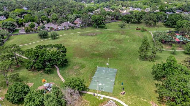16226 Mill Point Drive, Houston, TX 77059