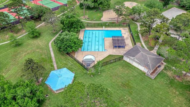 16226 Mill Point Drive, Houston, TX 77059