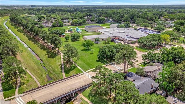16226 Mill Point Drive, Houston, TX 77059