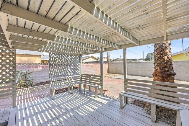 120 Doyle, Redlands, CA 92374