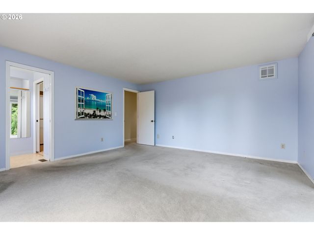28722 Sw WILDHAVEN Ln, Hillsboro, OR 97123