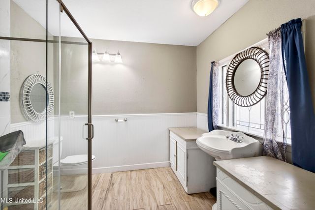 410 Wittman Avenue, Pass Christian, MS 39571