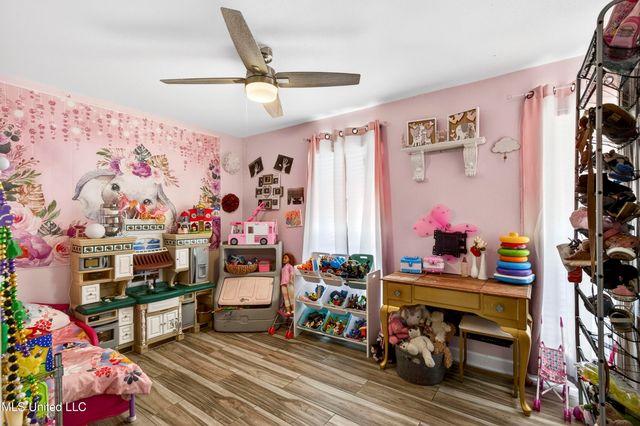 410 Wittman Avenue, Pass Christian, MS 39571