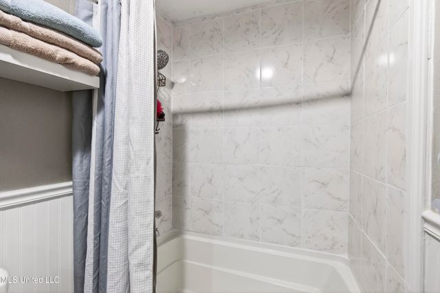 410 Wittman Avenue, Pass Christian, MS 39571