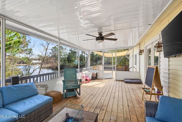 410 Wittman Avenue, Pass Christian, MS 39571