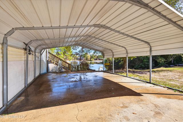 410 Wittman Avenue, Pass Christian, MS 39571