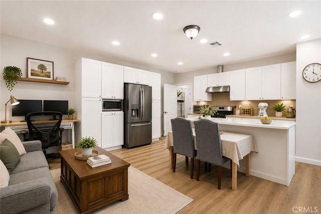 11637 Prager, Lakeview Terrace, CA 91342