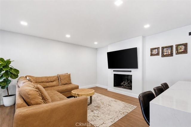 11637 Prager, Lakeview Terrace, CA 91342