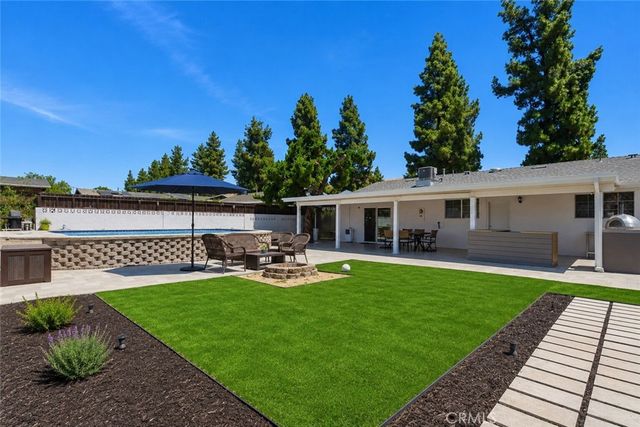 11637 Prager, Lakeview Terrace, CA 91342