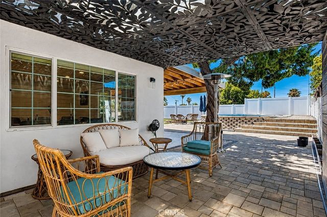 11637 Prager, Lakeview Terrace, CA 91342
