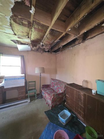 2460 Montana Avenue, Cincinnati, OH 45211