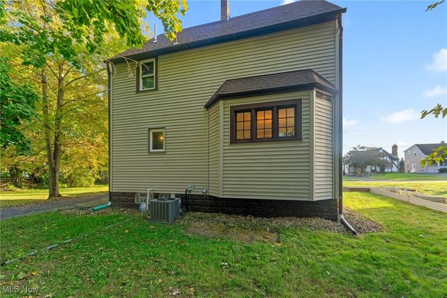 26 Marlindale Avenue, Boardman, OH 44512