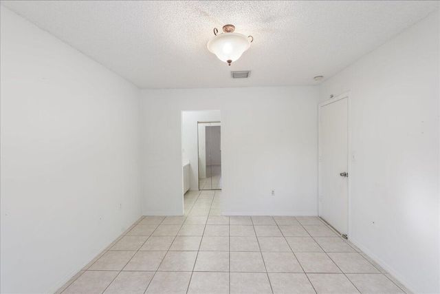 10129 W Atlantic Boulevard E3, Coral Springs, FL 33071