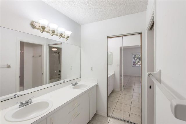 10129 W Atlantic Boulevard E3, Coral Springs, FL 33071