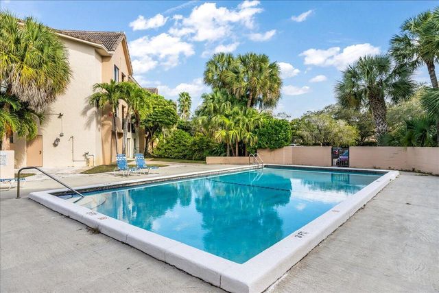 10129 W Atlantic Boulevard E3, Coral Springs, FL 33071