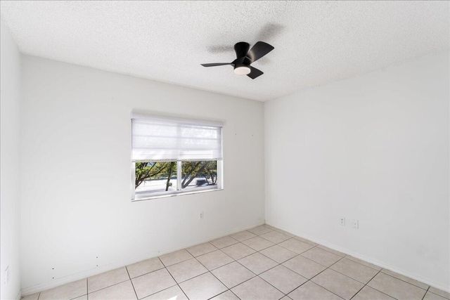 10129 W Atlantic Boulevard E3, Coral Springs, FL 33071