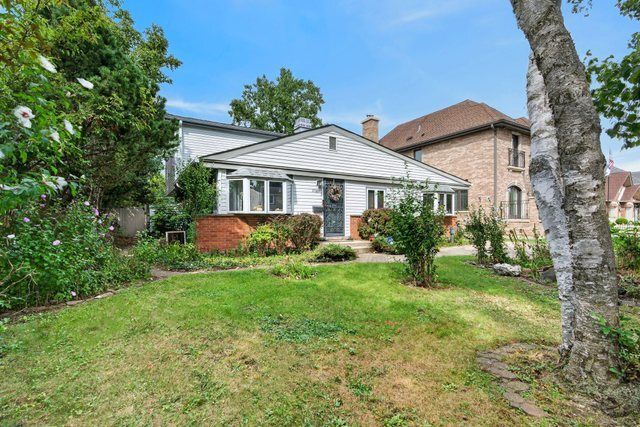 7106 Beckwith Road, Morton Grove, IL 60053