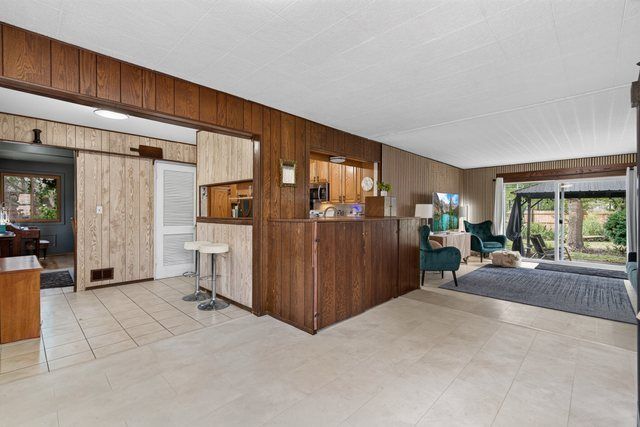 7106 Beckwith Road, Morton Grove, IL 60053
