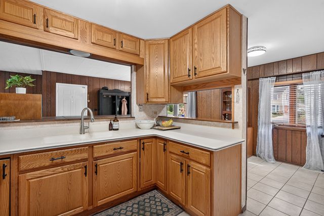 7106 Beckwith Road, Morton Grove, IL 60053