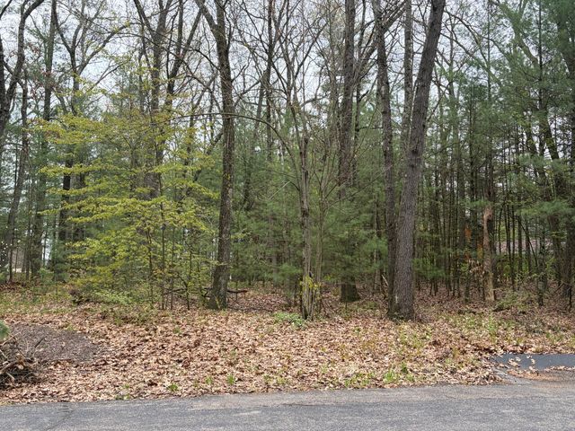 Wildwood Drive 9, Allegan, MI 49010