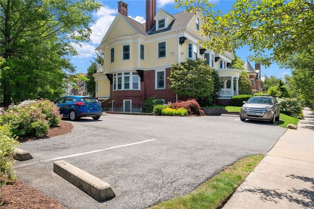 75 Orchard Avenue 4, Providence, RI 02906