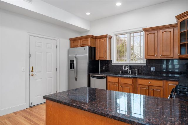 75 Orchard Avenue 4, Providence, RI 02906