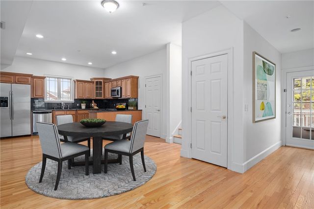 75 Orchard Avenue 4, Providence, RI 02906